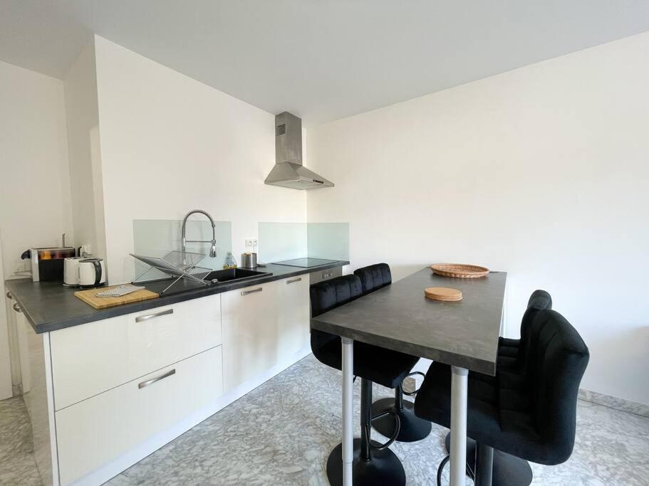 Apartmán Cosy Deux Pieces Menton Exteriér fotografie